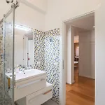 Elegant & Chic 2 - 5min To Station, Ac, Wi-fi Apartment Rom