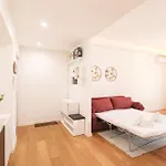 Elegant & Chic 2 - 5min To Station, Ac, Wi-fi * Rom