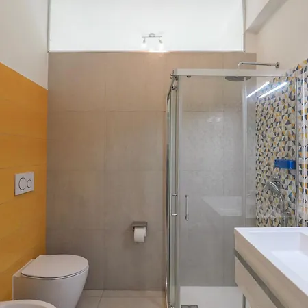 Elegant & Chic 2 - 5min To Station, Ac, Wi-fi * 로마