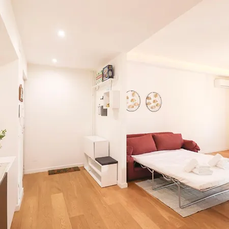 Elegant & Chic 2 - 5min To Station, Ac, Wi-fi * 로마